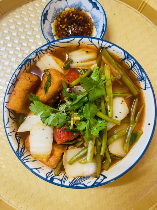 Quán Chay Ngon Gần Chùa Vĩnh Nghiêm